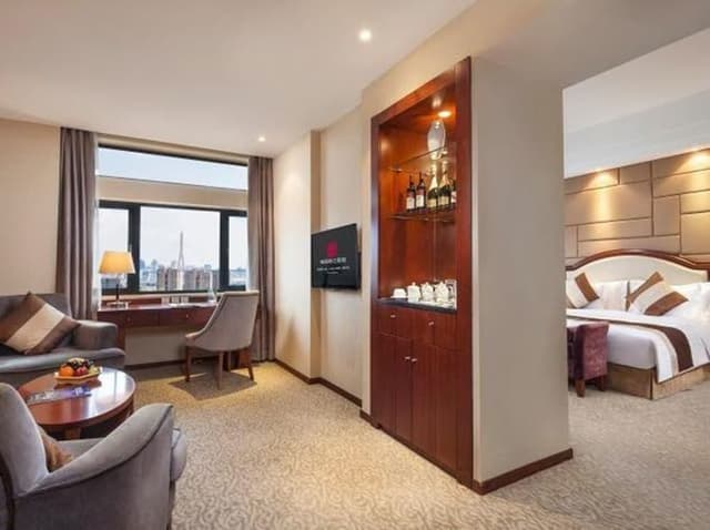 Superior Suite