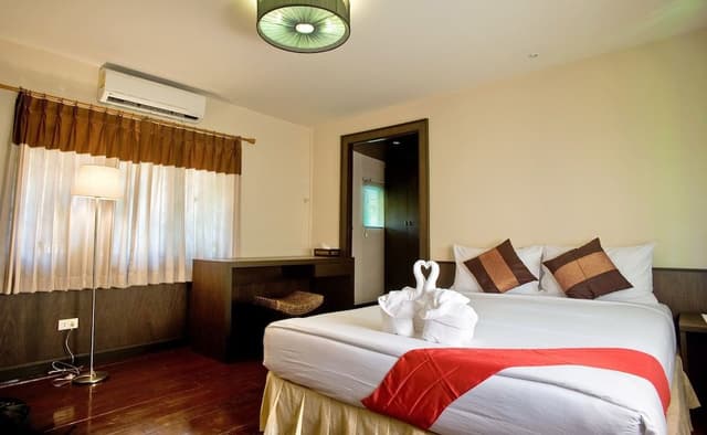 Cottage Double Bed
