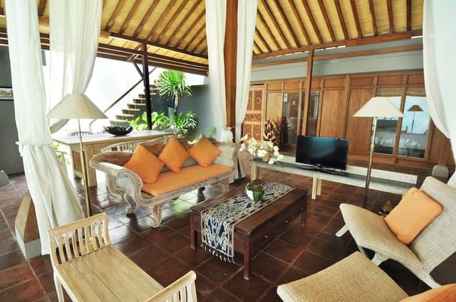 2 Bedrooms Pool Villa