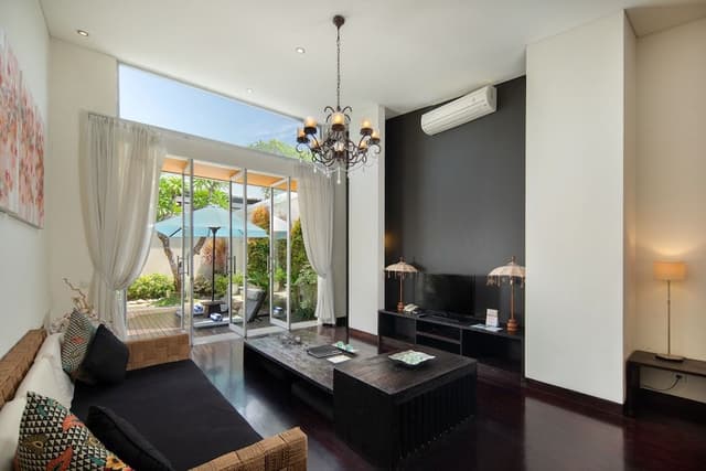 Royal Villa, 1 Bedroom, Non Smoking, Pool View