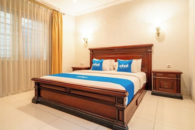 Signature Room