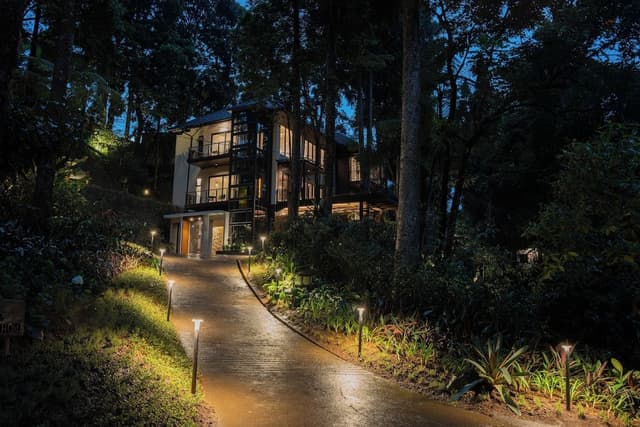 5 Bedrooms Ingrida Residence