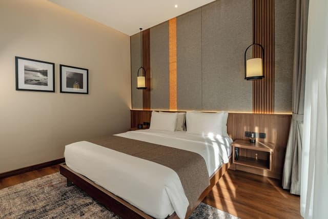 5 Bedrooms Kalyana Residence