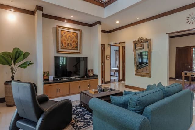 5 Bedrooms Anandita Residence