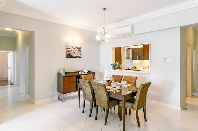 Suite, 3 Bedrooms