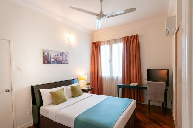 Suite, 3 Bedrooms