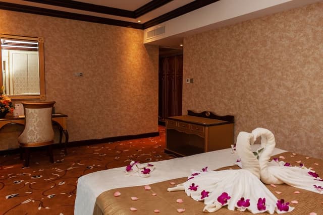 Puteri Suite