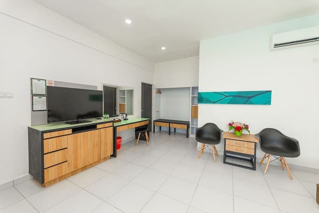 Executive Suite