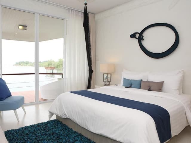 Seaview Suite