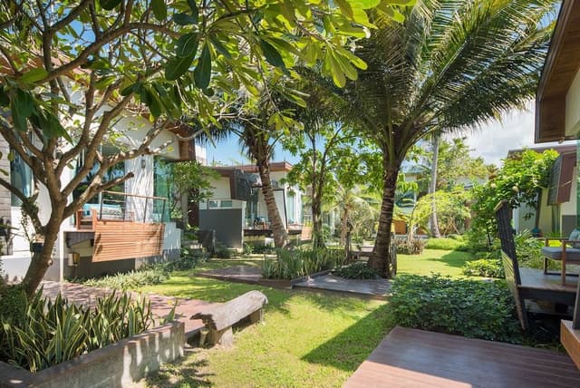 Deluxe Cabana Garden View
