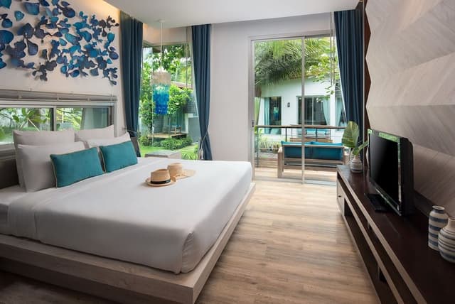 Deluxe Cabana Garden View
