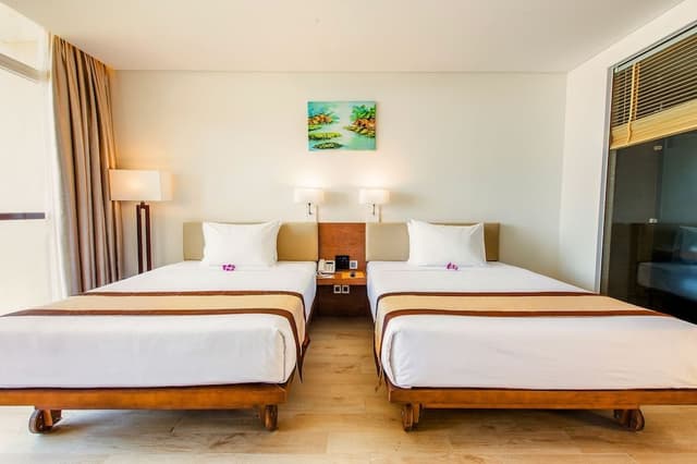 Premium Deluxe Double Room with Balcony - Ocean View