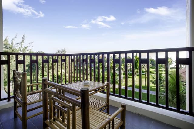 Premium Deluxe Double Room with Balcony - Garden View