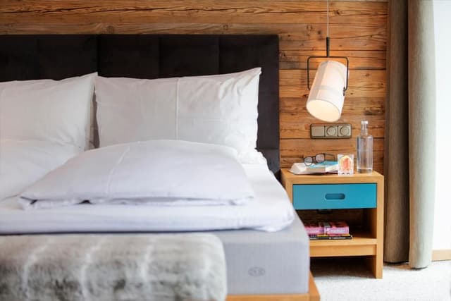Double Room L