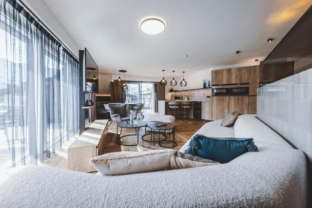 Four-Bedroom Suite with Sauna