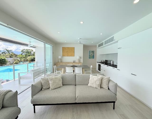3 Bedroom Sunset Pool View