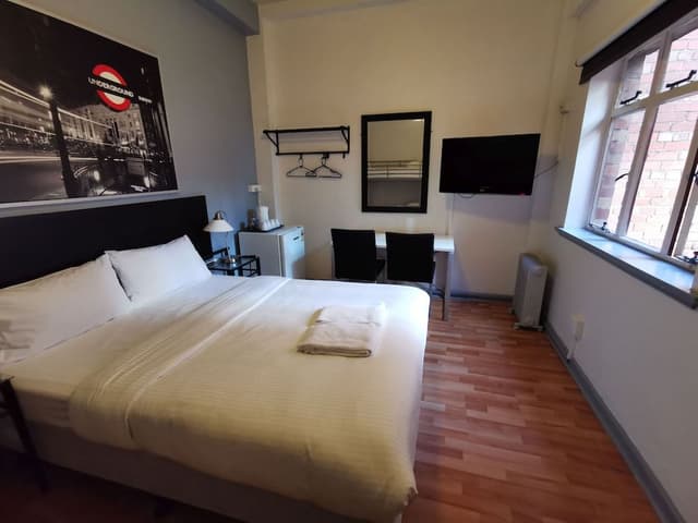 Double Room with Shared Bathroom