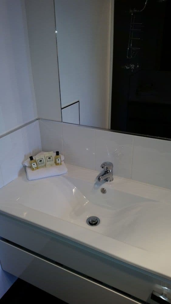 Standard Room, Non Smoking (Standard Room - Sleeps 3)