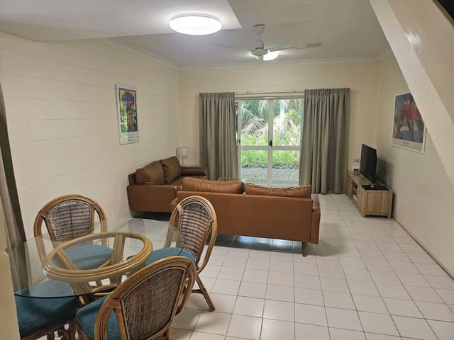 Economy Townhome, 2 Bedrooms