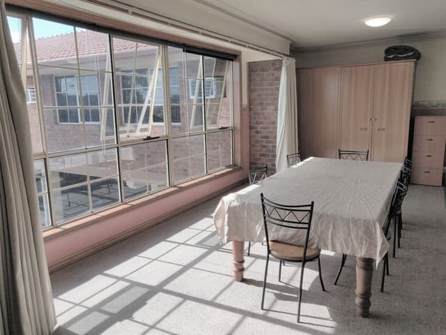 Extra Large Family Room