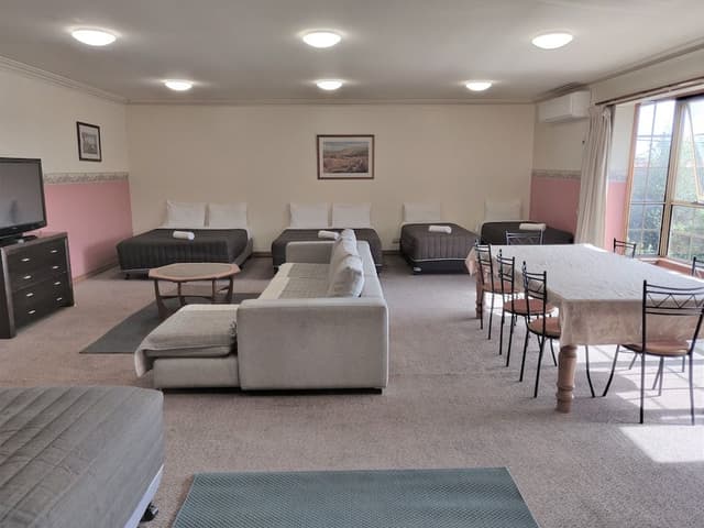 Extra Large Family Room