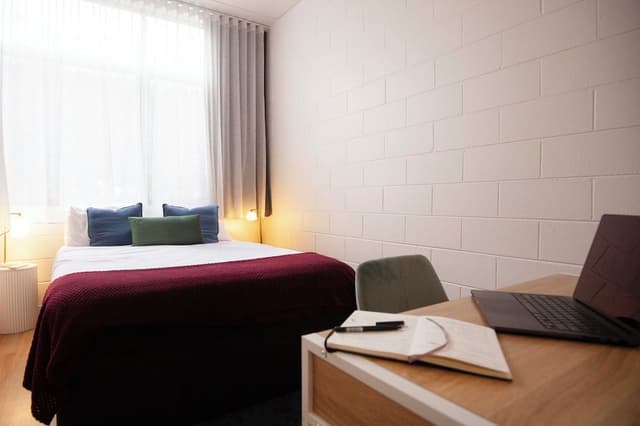 Private Queen Ensuite Room