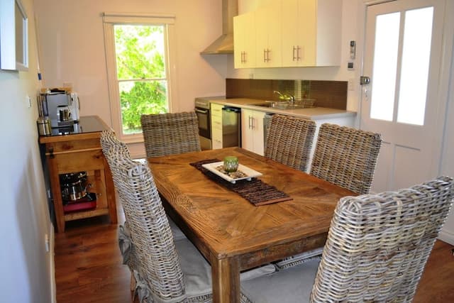 Healesville 10 Bedroom Garden Grandview - 28-30 Symons Street
