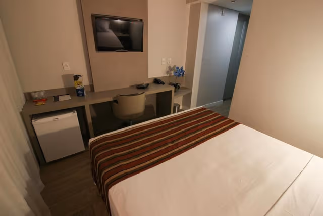 Standard - 1 cama casal