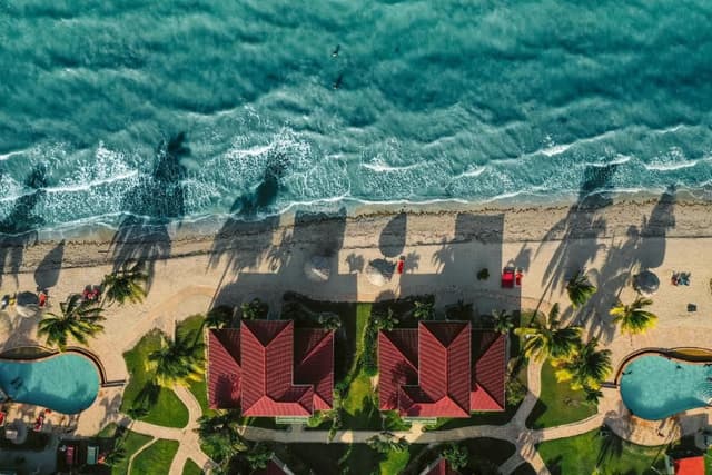 Three-Bedroom Beachfront