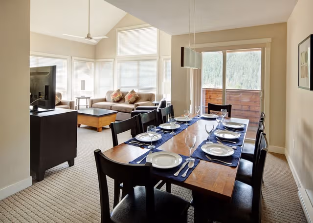 Premium Condos and Townhomes, 3 Bedroom, Kitchen