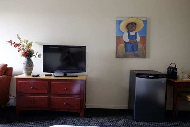 Superior Queen Room with Fireplace