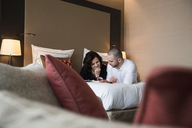 Standard Room, 1 King Bed, Balcony