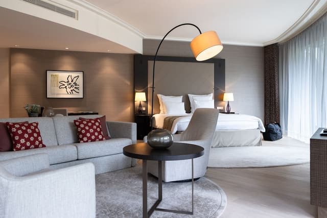 Suite (Alpina)