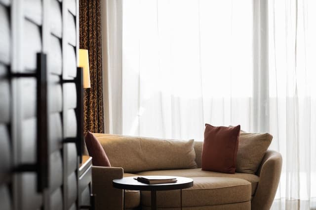 Standard Room, 1 King Bed, Balcony