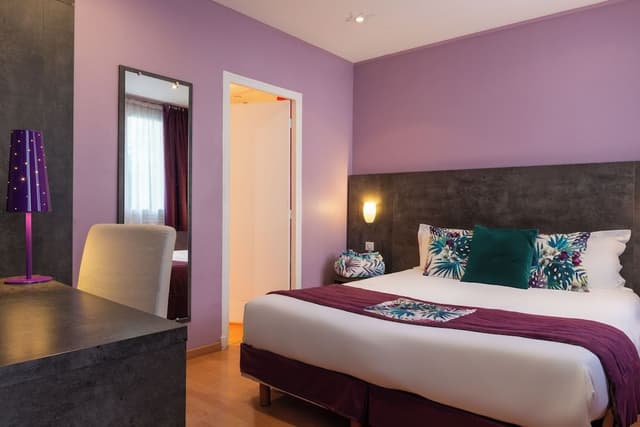 Comfort Double Room, City View