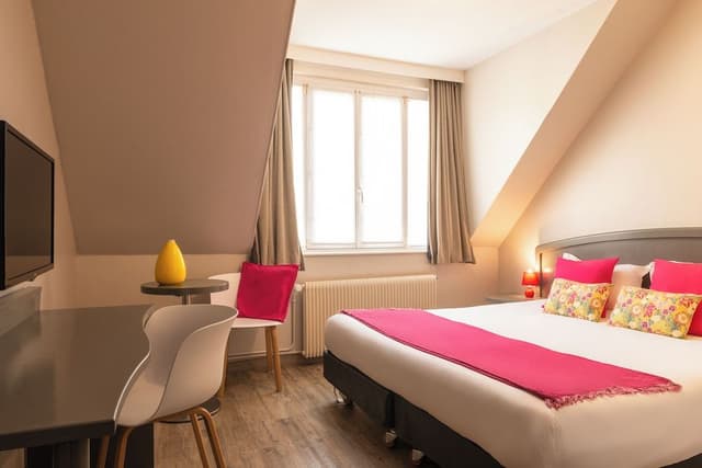 Comfort Double Room, City View