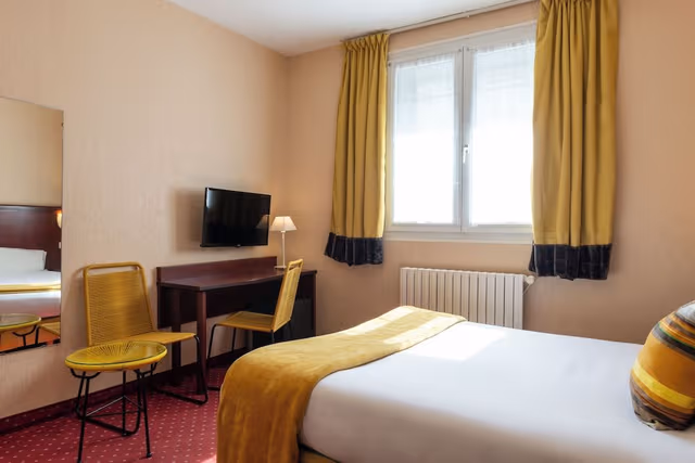 Comfort Double Room, City View