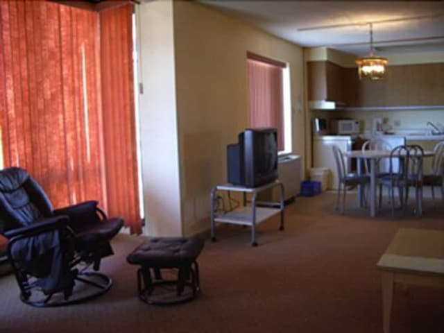 Condo, 2 Bedrooms, Kitchen