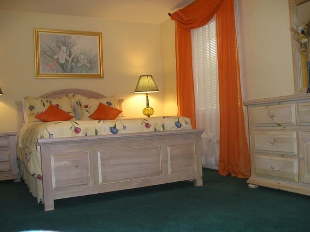 Superior Suite, 1 Bedroom, Garden View, Garden Area (Pine Suite)