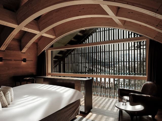 Suite (Furka)