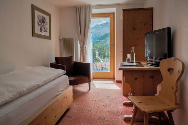 Standard Single Room, Mountain View