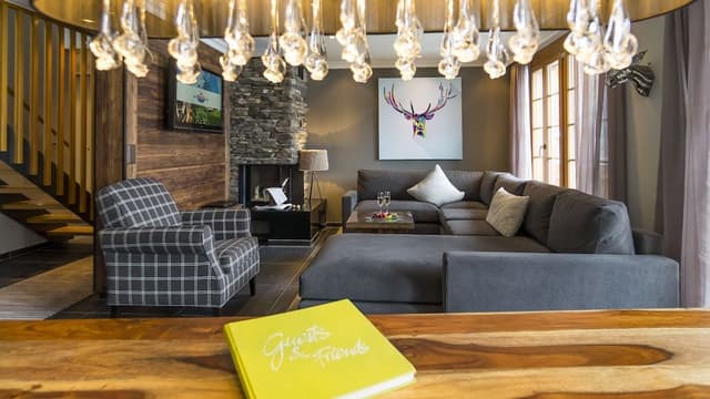 Superior Suite, 3 Bedrooms, Balcony, Mountain View (Eiger)