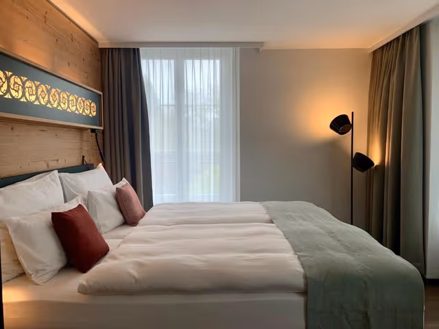 Medium Double Room