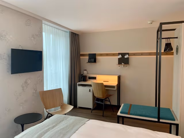 Medium Double Room