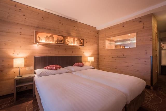 Large Double Room