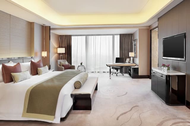 1 King Bed,Urban View,Guest Room