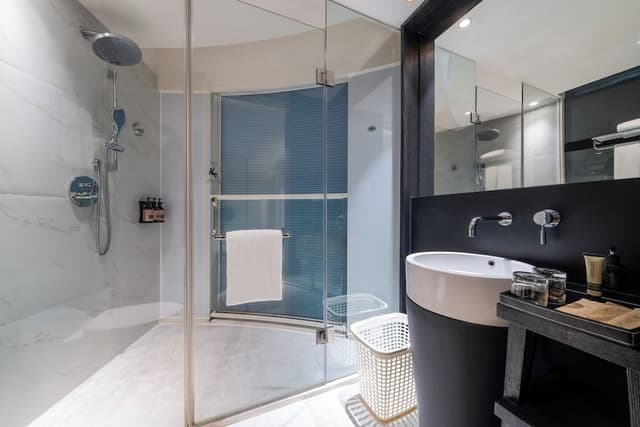 Two-Bedroom Deluxe