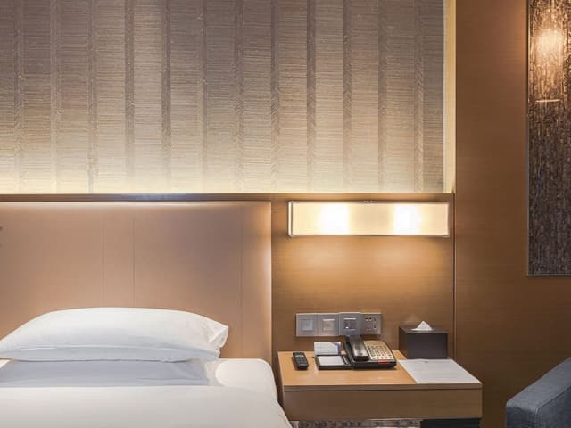 Room, 2 Twin Beds, Garden View (8F-21F)