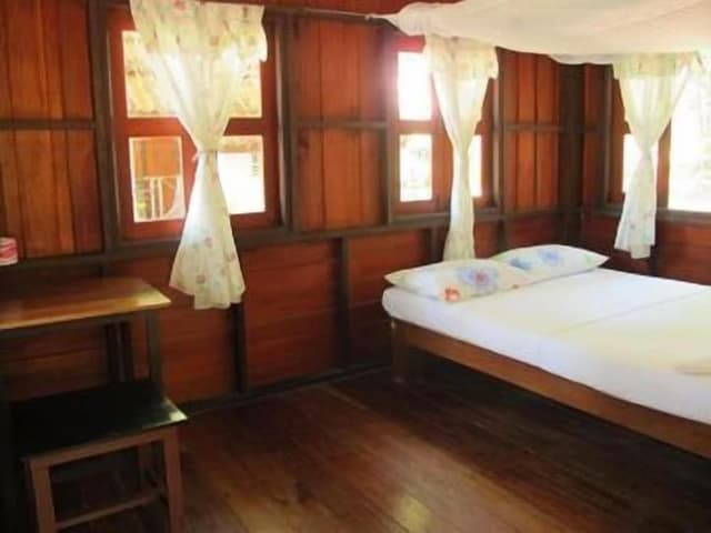 Standard Bungalow