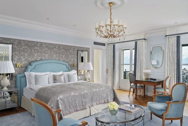 Junior Suite (Beau Rivage)